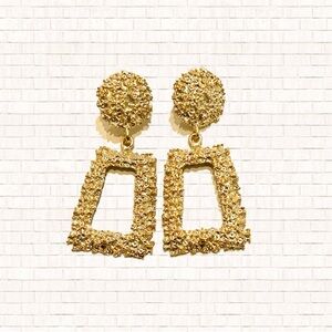 Designer Inspired Textured Geometric Dangle Fashion Earrings Gold Tone EUC OBO